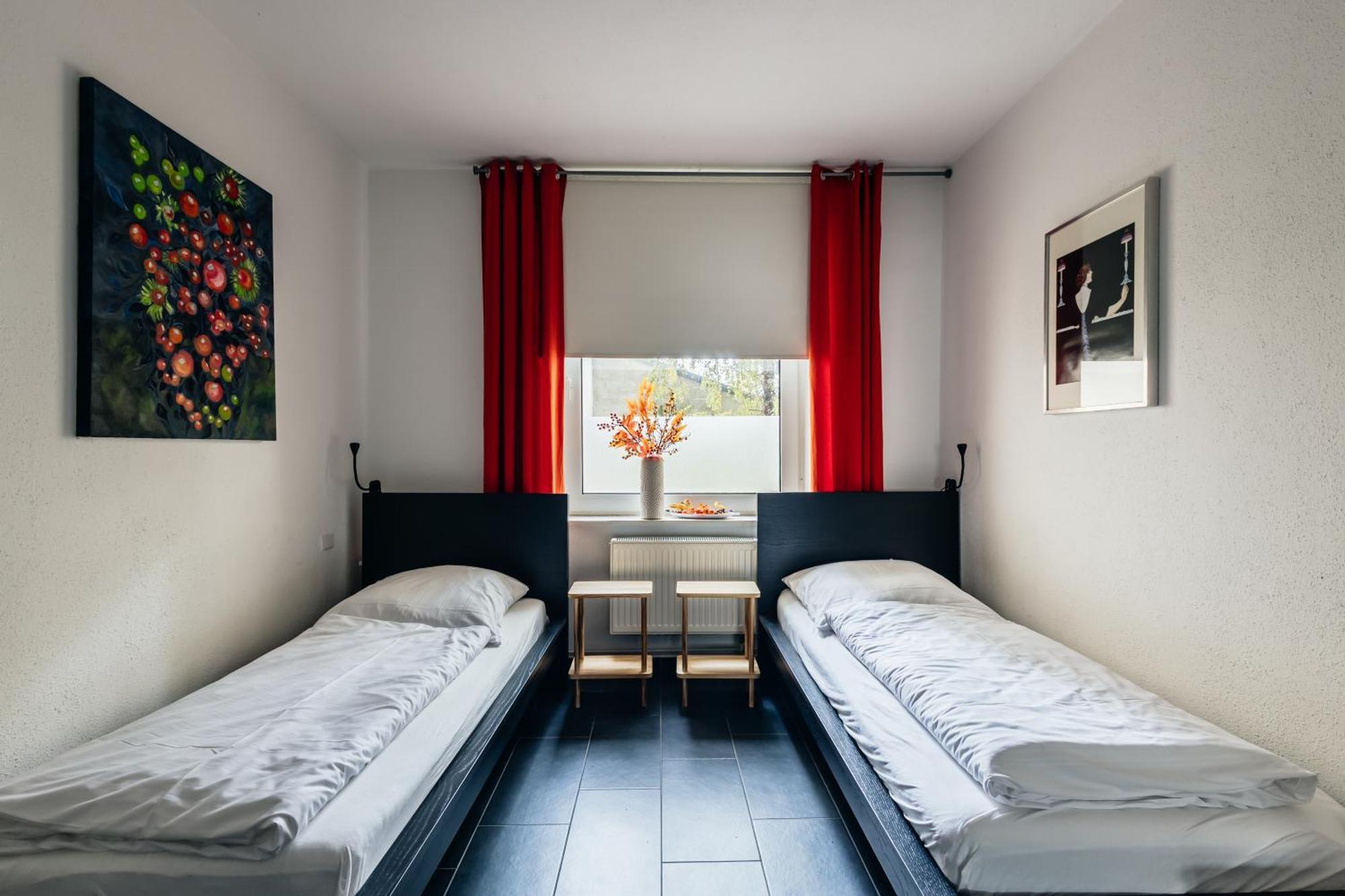 Centrally Located 2-Room Apartment ハノーファー 部屋 写真